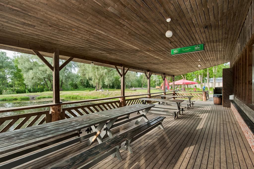 Veskisilla Hotel Türi Kültér fotó