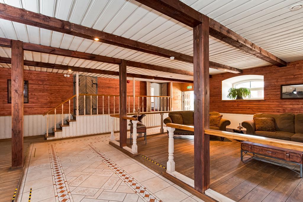 Veskisilla Hotel Türi Kültér fotó
