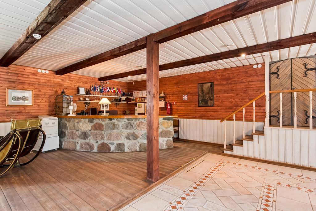 Veskisilla Hotel Türi Kültér fotó