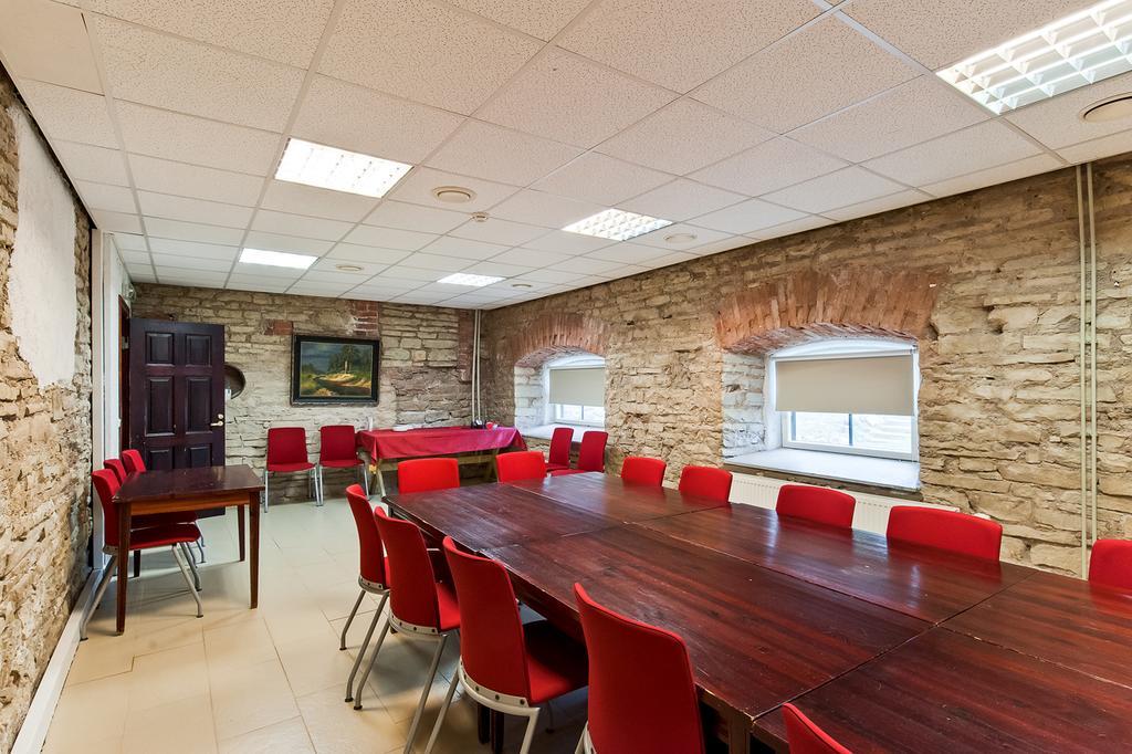Veskisilla Hotel Türi Kültér fotó