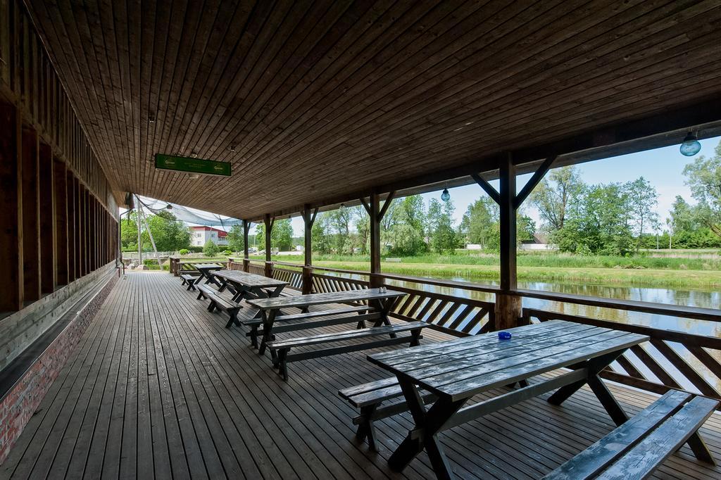 Veskisilla Hotel Türi Kültér fotó